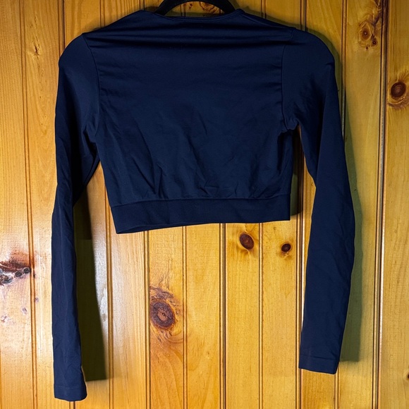Gymshark Navy Long Sleeve Compression Crop Top - Picture 4 of 6